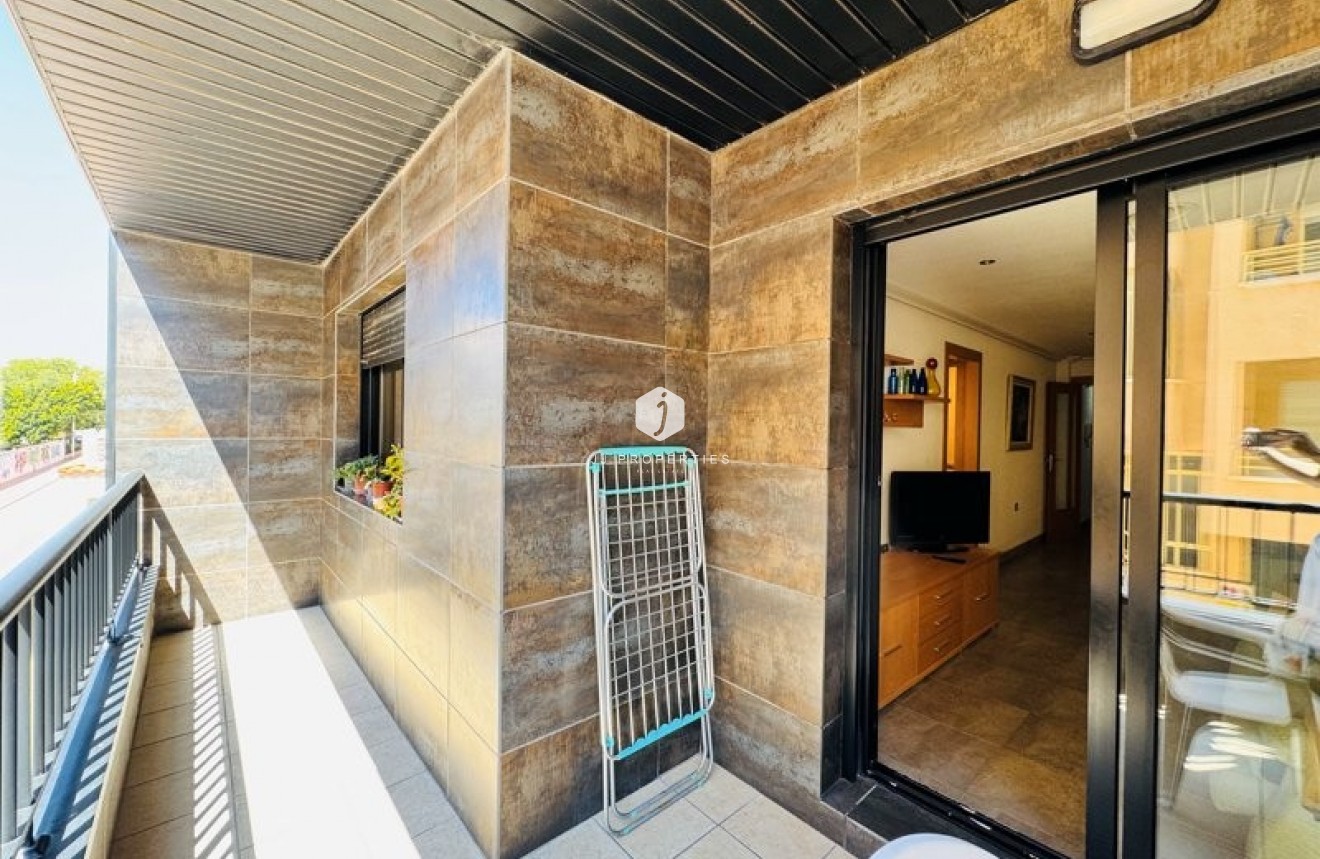 Aus zweiter Hand - Wohnung -
La Mata - Costa Blanca