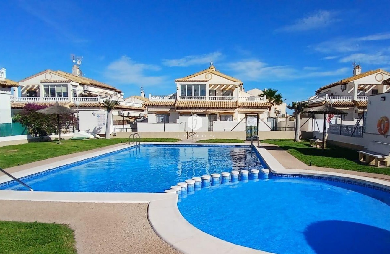 Segunda mano - Chalet -
Orihuela Costa - Los Balcones