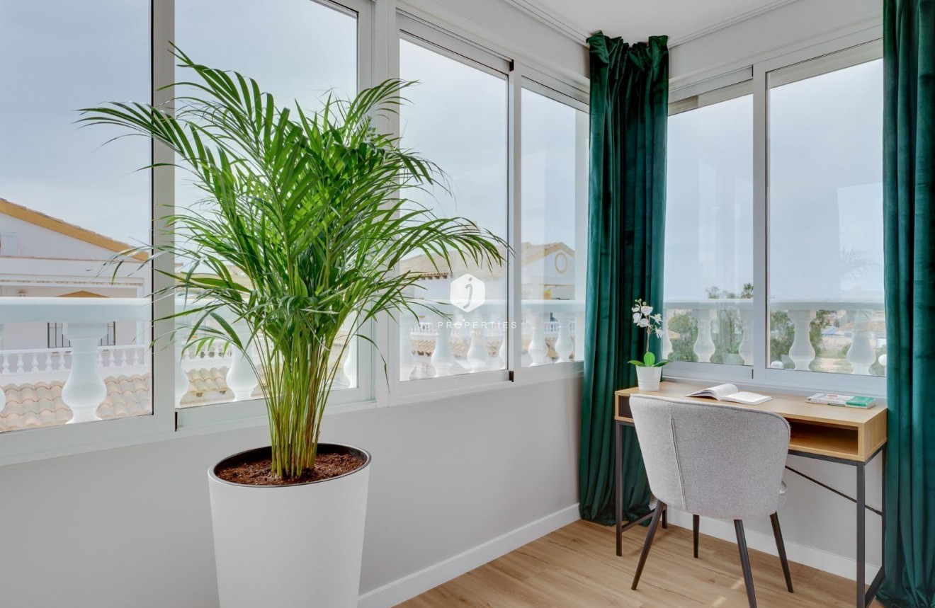 Segunda mano - Chalet -
Orihuela Costa - Los Balcones