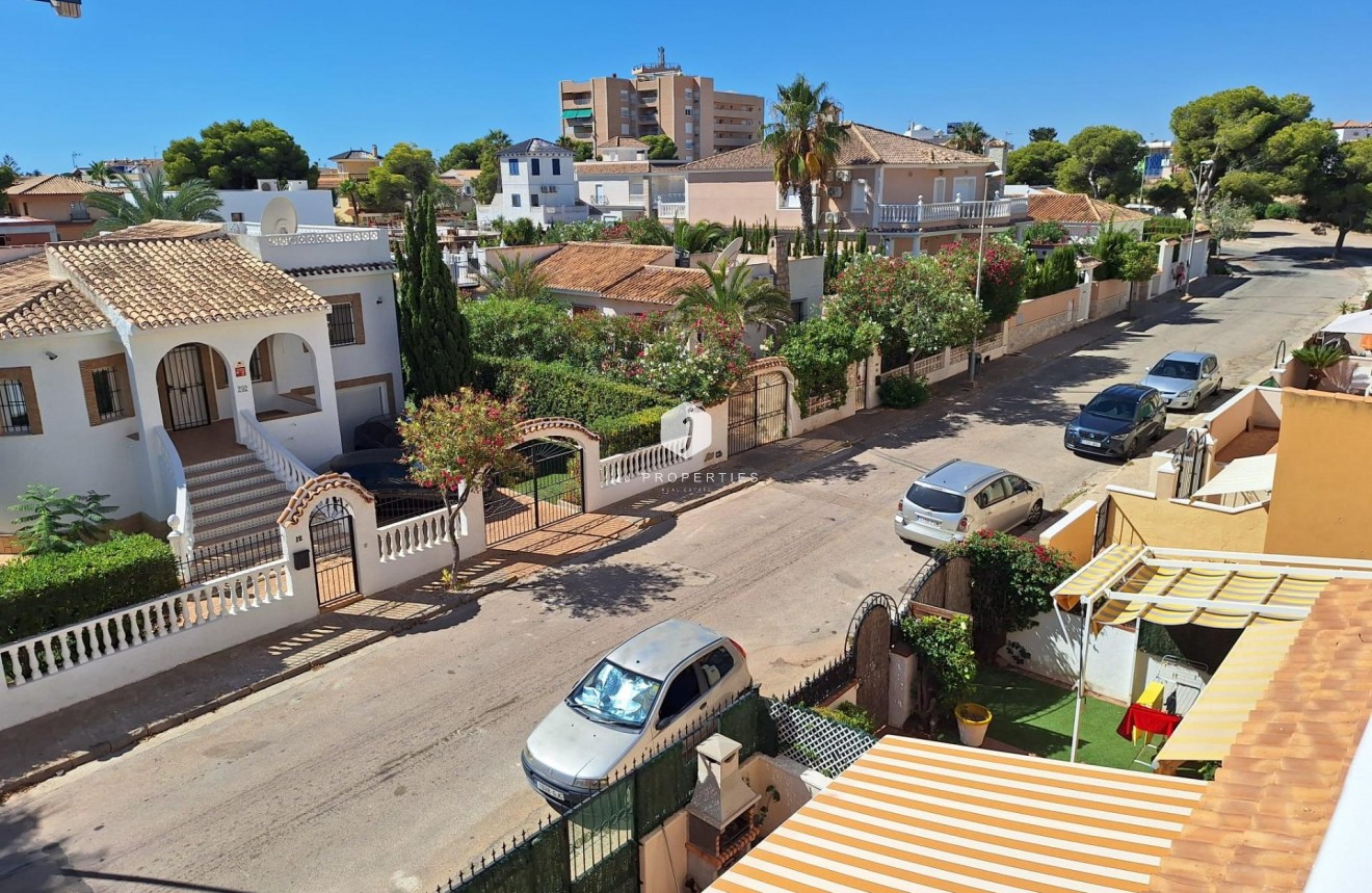 Segunda mano - Apartamento / piso -
Orihuela Costa - La Zenia