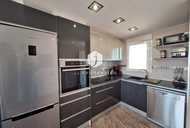 Segunda mano - Apartamento / piso -
Orihuela Costa - La Zenia