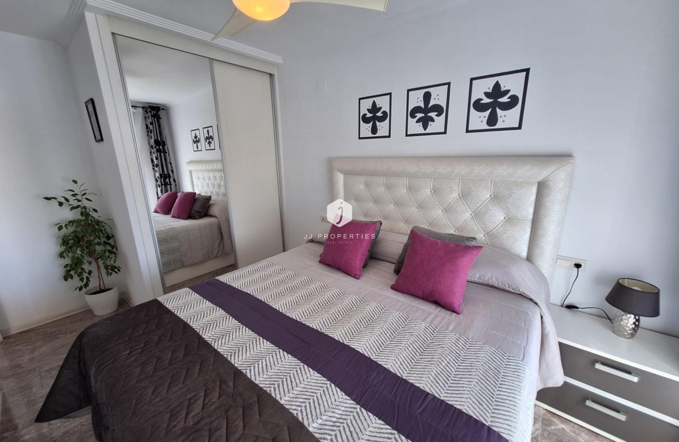 Segunda mano - Apartamento / piso -
Orihuela Costa - La Zenia