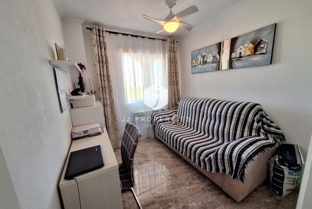 Segunda mano - Apartamento / piso -
Orihuela Costa - La Zenia