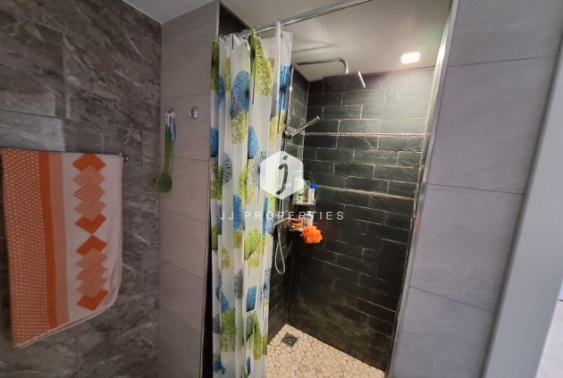 Segunda mano - Apartamento / piso -
Orihuela Costa - La Zenia