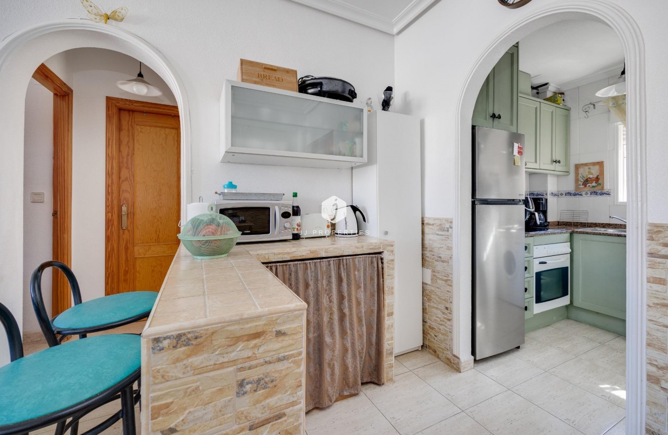 Segunda mano - Bungalow -
Torrevieja - aguas nuevas