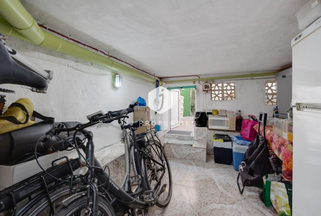 Segunda mano - Bungalow -
Torrevieja - aguas nuevas