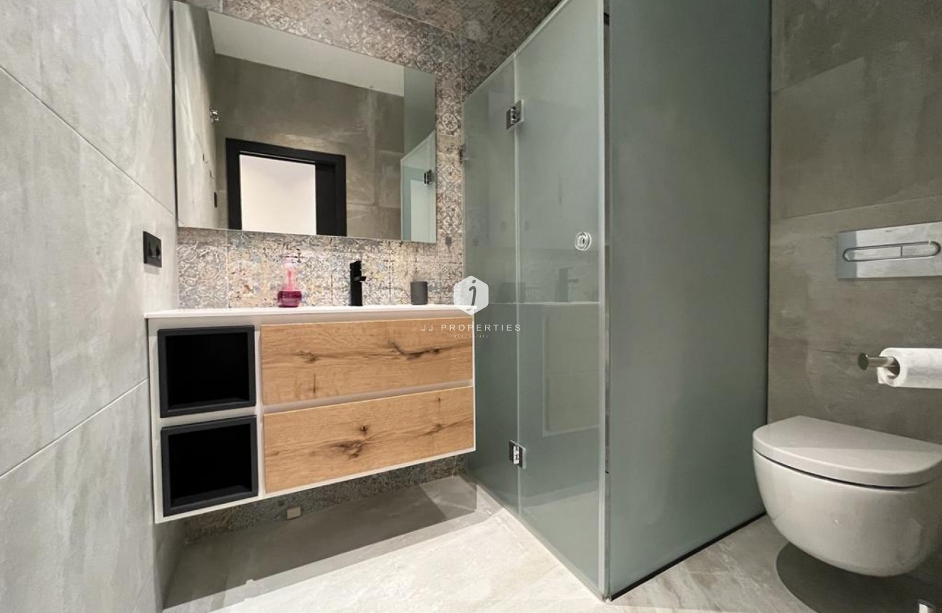 Segunda mano - Villa -
Rojales - Inland