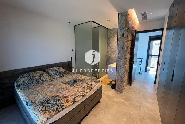 Segunda mano - Villa -
Rojales - Inland