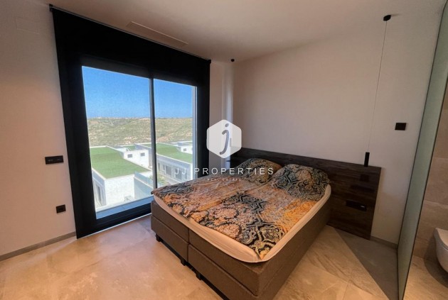 Segunda mano - Villa -
Rojales - Inland