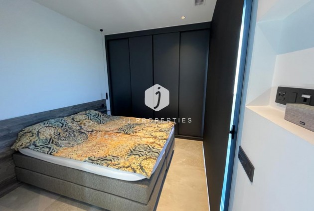 Segunda mano - Villa -
Rojales - Inland