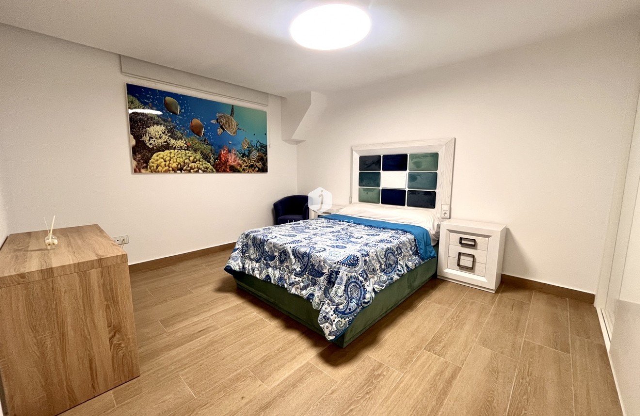 Segunda mano - Villa -
San Miguel de Salinas - Inland