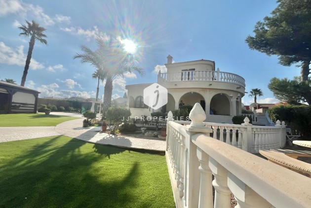 Segunda mano - Villa -
Torrevieja - San luis