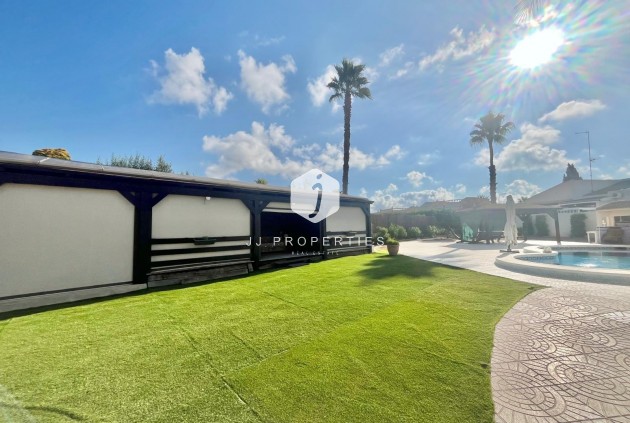 Segunda mano - Villa -
Torrevieja - San luis