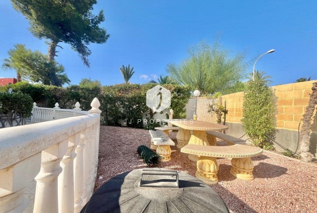 Segunda mano - Villa -
Torrevieja - San luis