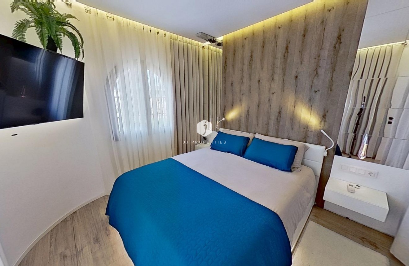 Segunda mano - Villa -
Torrevieja - San luis