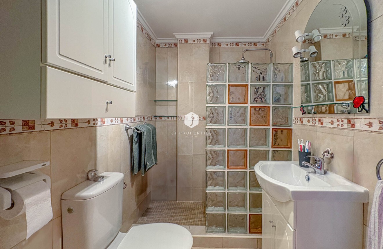 Segunda mano - Apartamento / piso -
Los Balcones - Costa Blanca