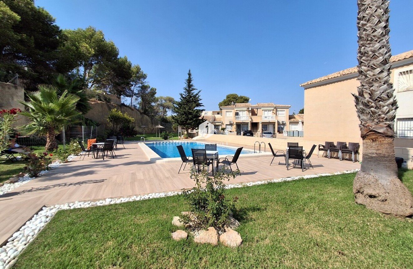 Segunda mano - Apartamento / piso -
Los Balcones - Costa Blanca