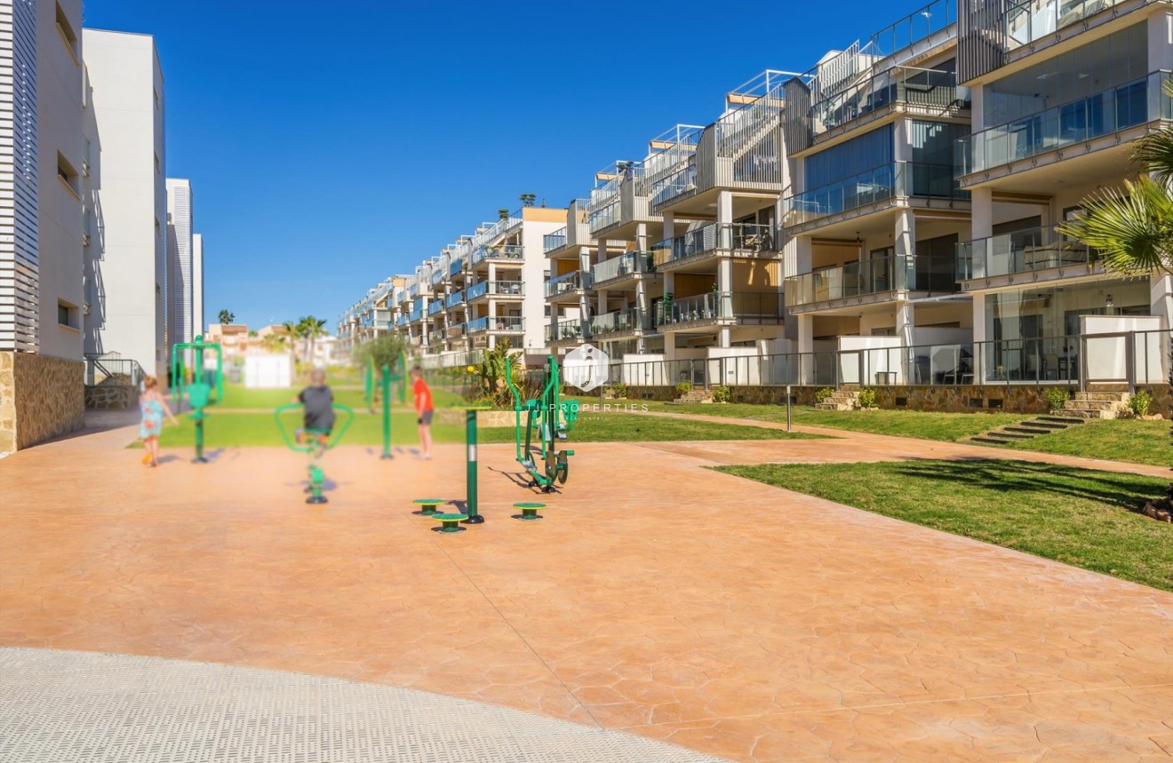 Segunda mano - Apartamento / piso -
Orihuela Costa - Costa Blanca