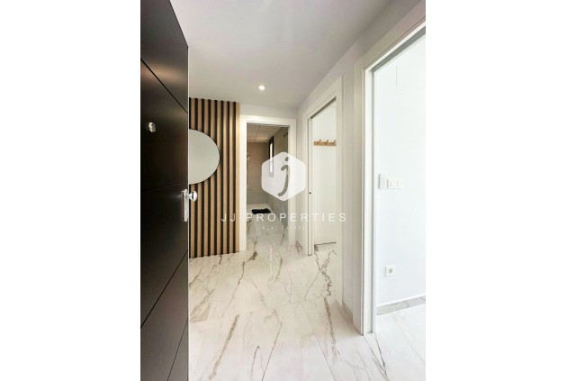 D'occasion - Appartement -
Torrevieja - Costa Blanca