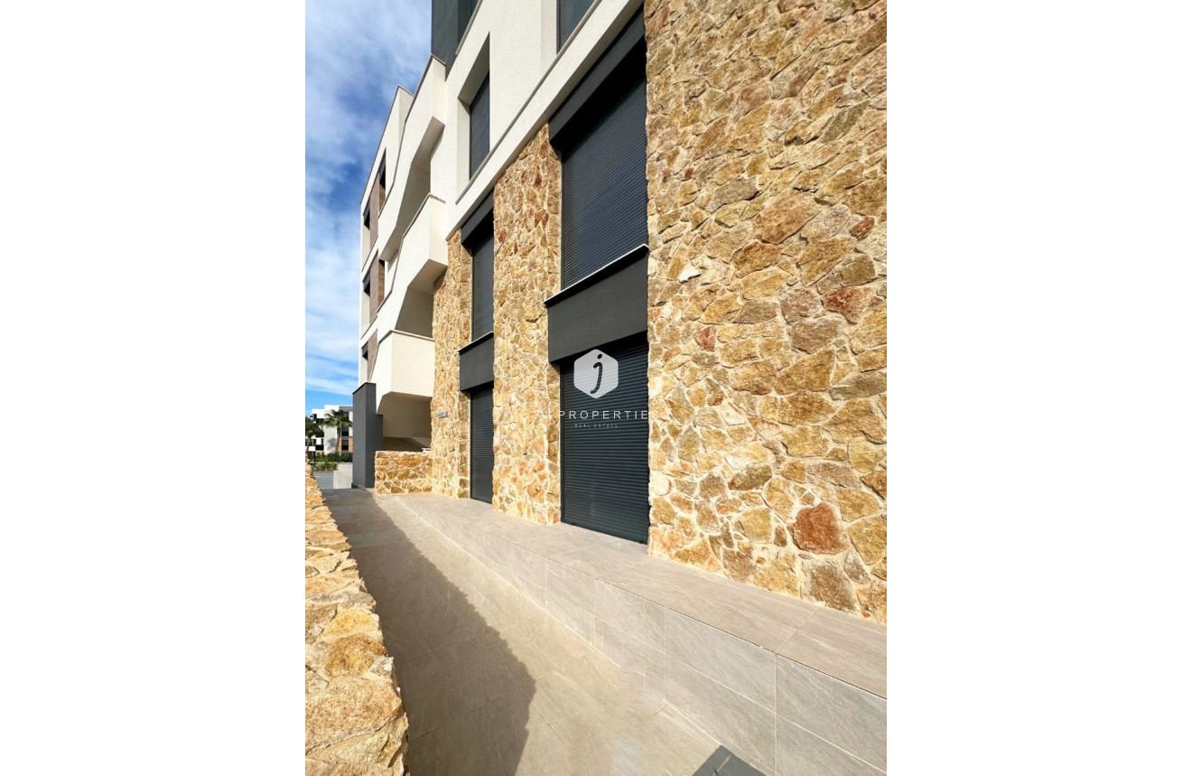 D'occasion - Appartement -
Torrevieja - Costa Blanca