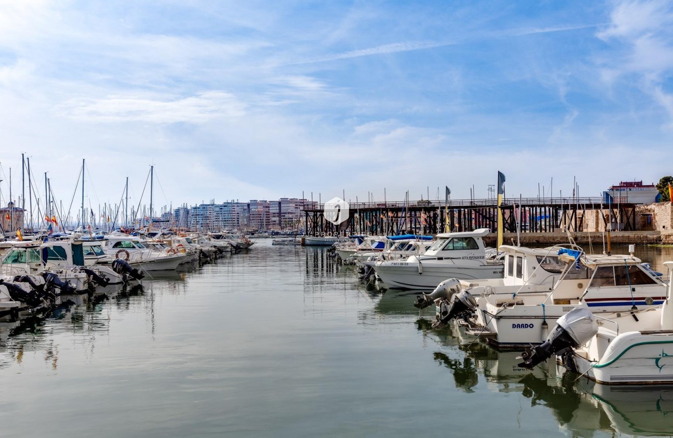 Segunda mano - Apartamento / piso -
Torrevieja - Acequion