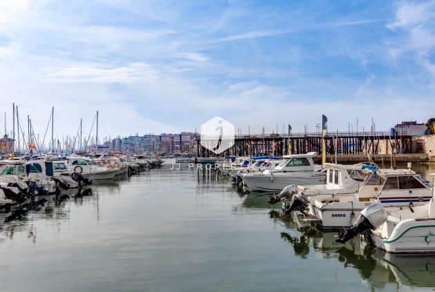 Segunda mano - Apartamento / piso -
Torrevieja - Acequion