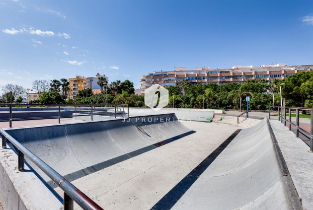 Segunda mano - Apartamento / piso -
Torrevieja - Acequion