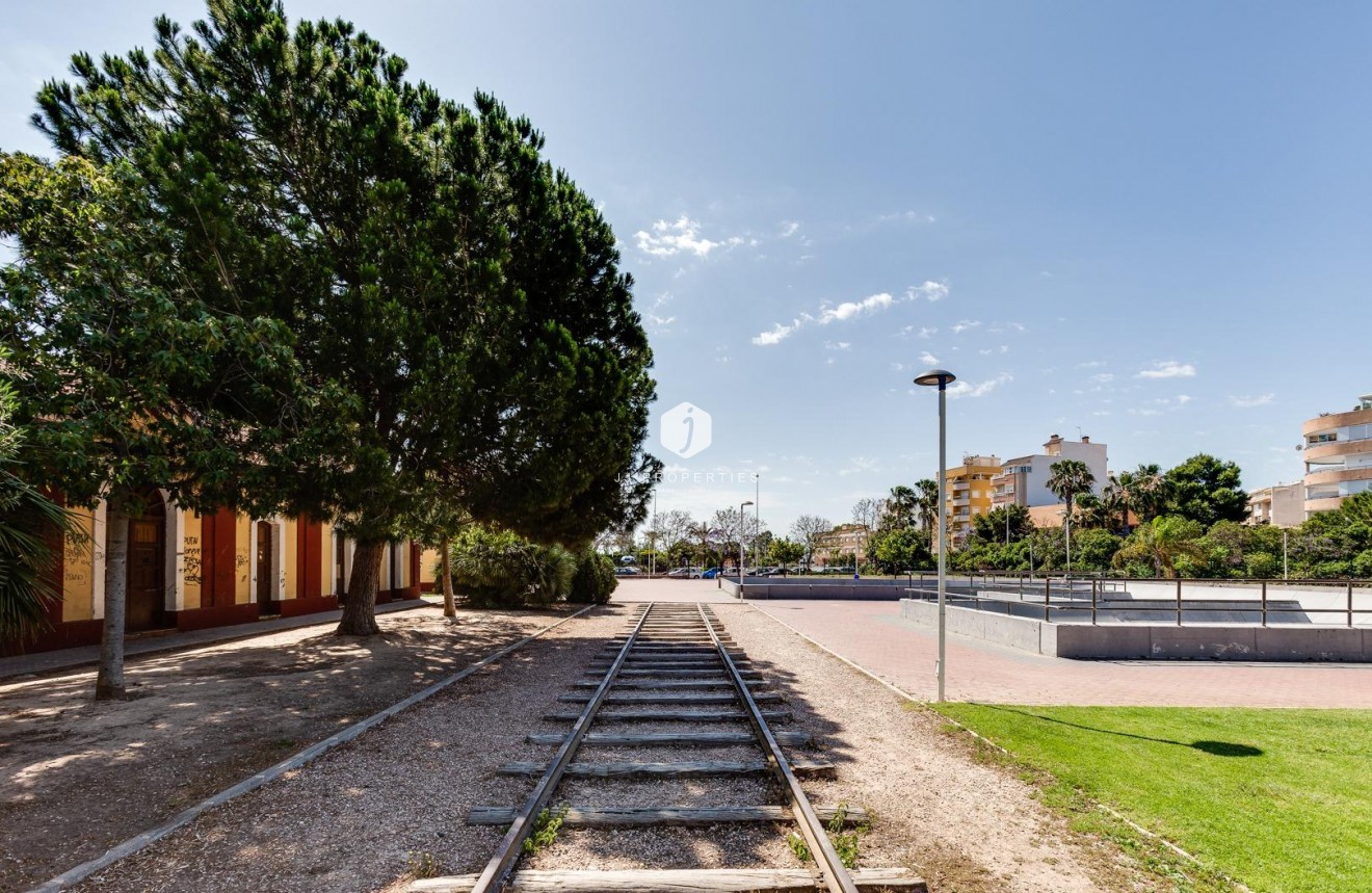 Segunda mano - Apartamento / piso -
Torrevieja - Acequion