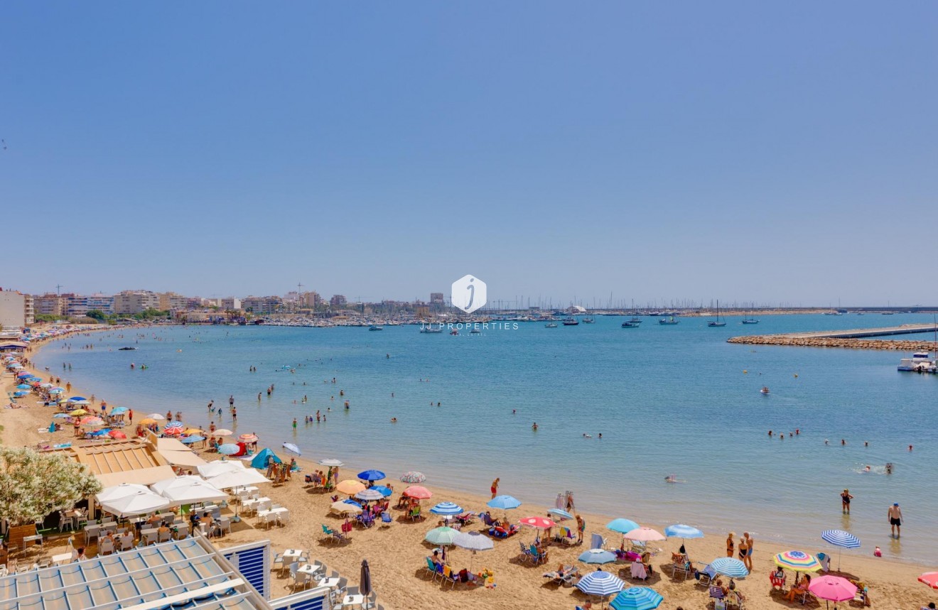 Segunda mano - Apartamento / piso -
Torrevieja - Acequion