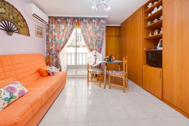 Segunda mano - Apartamento / piso -
Torrevieja - Acequion