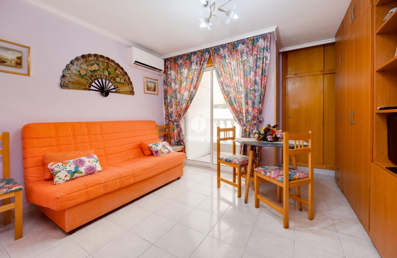 Segunda mano - Apartamento / piso -
Torrevieja - Acequion