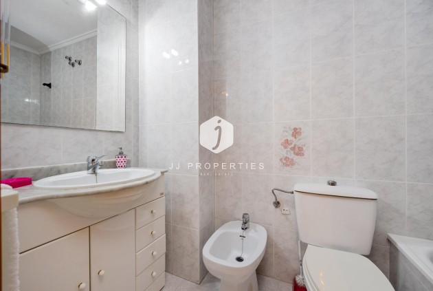 Segunda mano - Apartamento / piso -
Torrevieja - Acequion