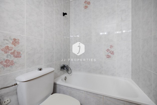 Segunda mano - Apartamento / piso -
Torrevieja - Acequion