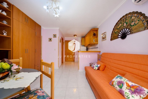 Segunda mano - Apartamento / piso -
Torrevieja - Acequion