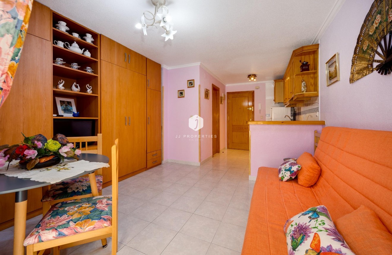 Segunda mano - Apartamento / piso -
Torrevieja - Acequion