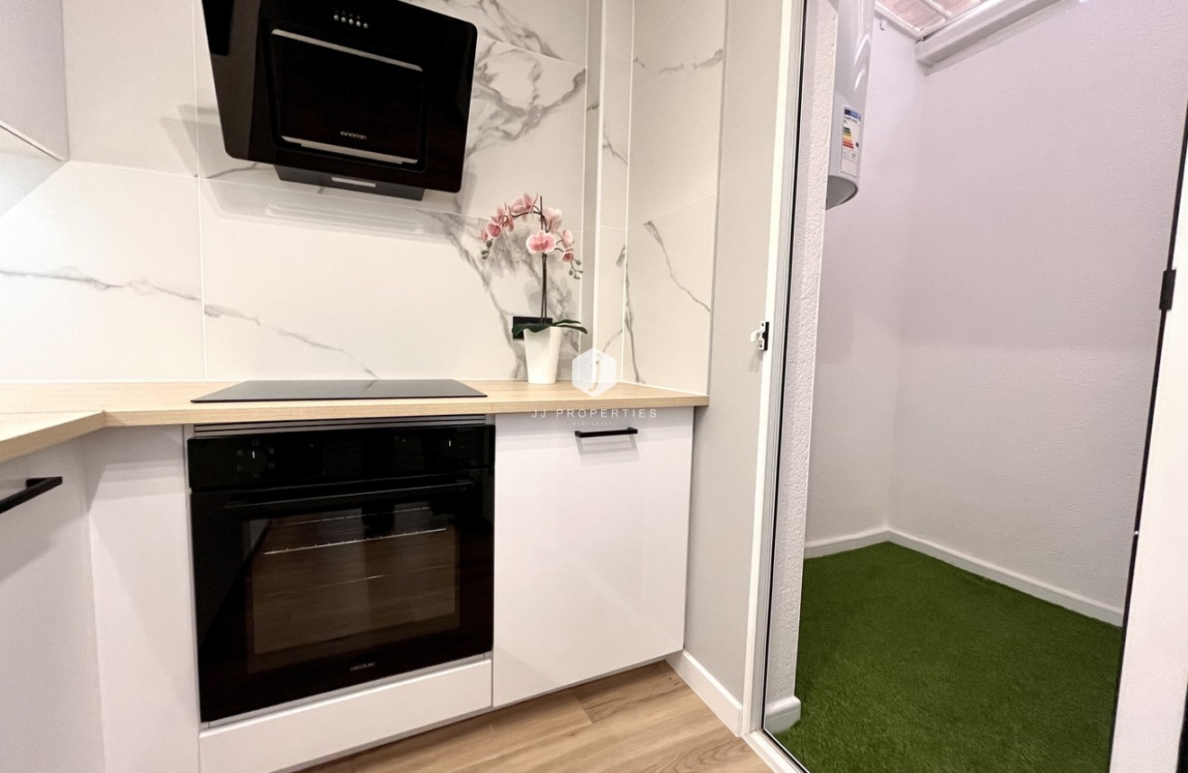 Segunda mano - Chalet -
Playa Flamenca - Costa Blanca