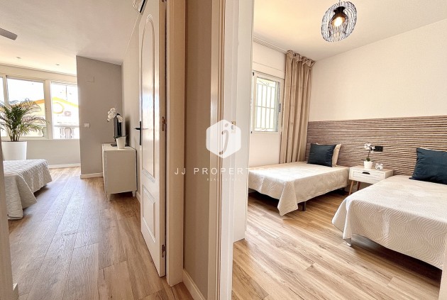 Segunda mano - Chalet -
Playa Flamenca - Costa Blanca