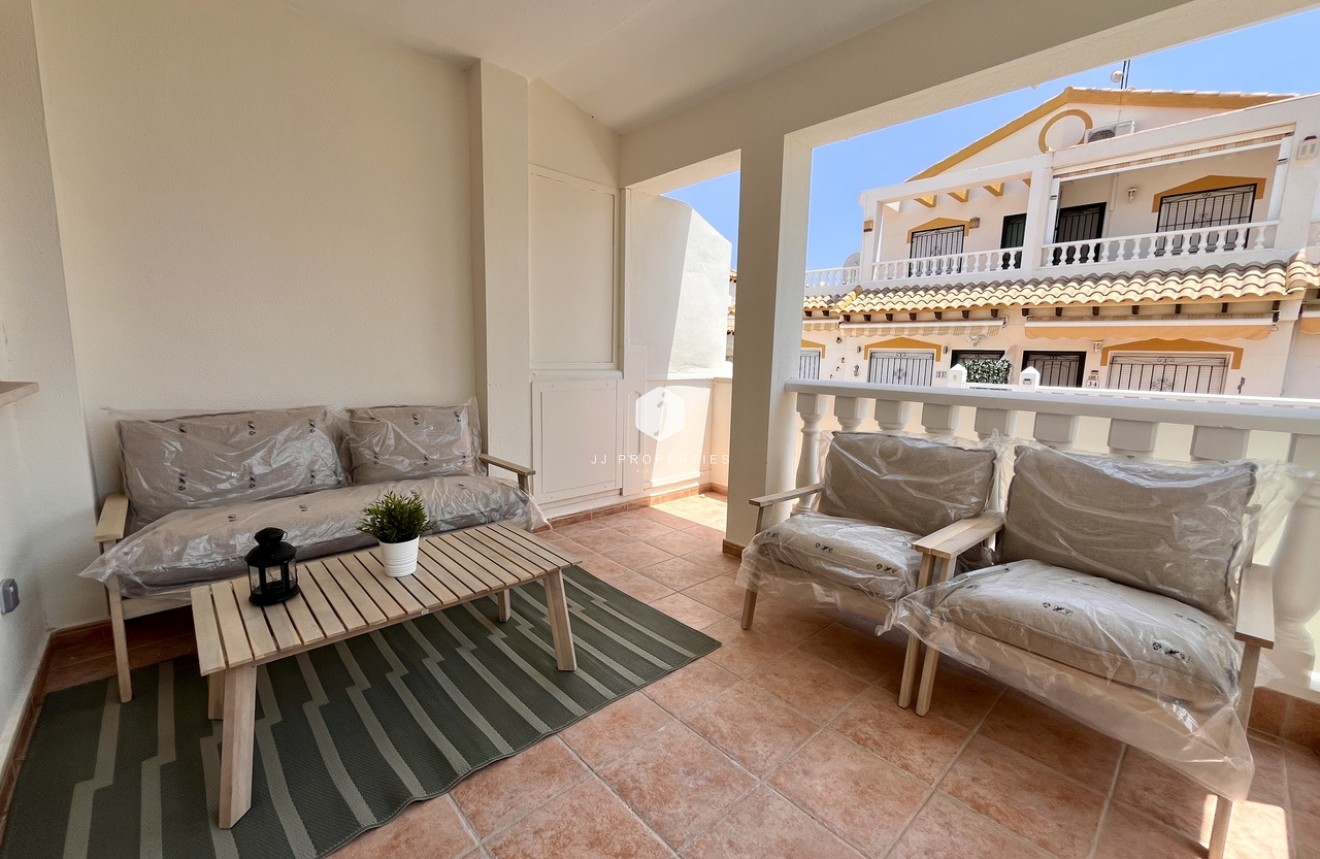 Segunda mano - Chalet -
Playa Flamenca - Costa Blanca