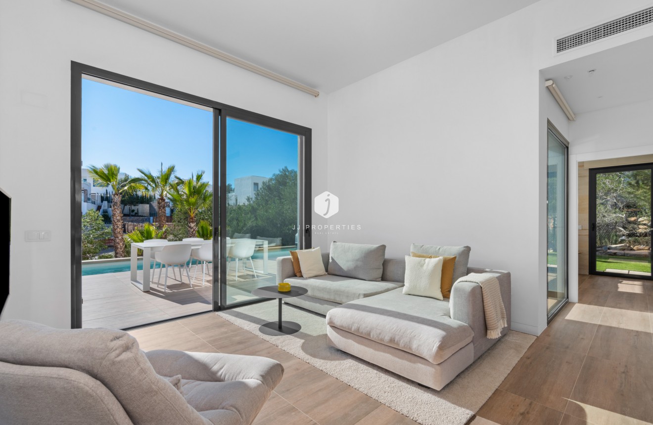 Segunda mano - Villa -
Dehesa de Campoamor - Costa Blanca