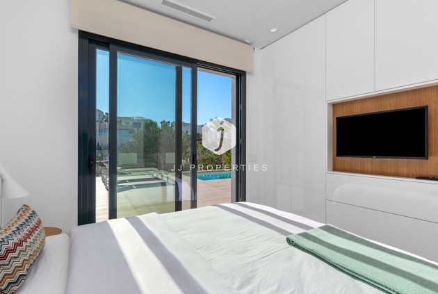 Segunda mano - Villa -
Dehesa de Campoamor - Costa Blanca