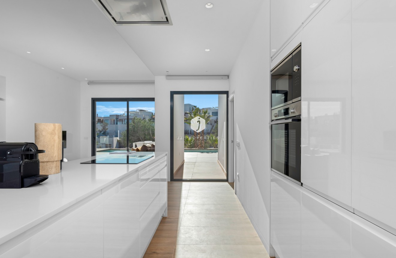 Segunda mano - Villa -
Dehesa de Campoamor - Costa Blanca