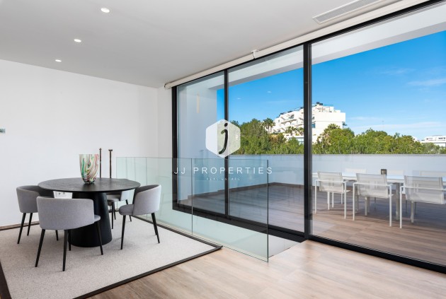 Segunda mano - Villa -
Dehesa de Campoamor - Costa Blanca