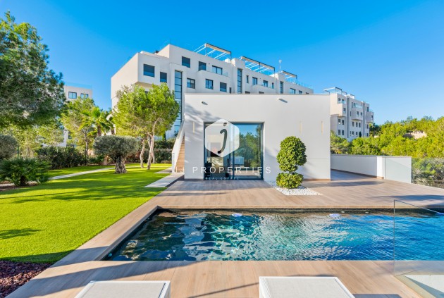 Segunda mano - Villa -
Dehesa de Campoamor - Costa Blanca