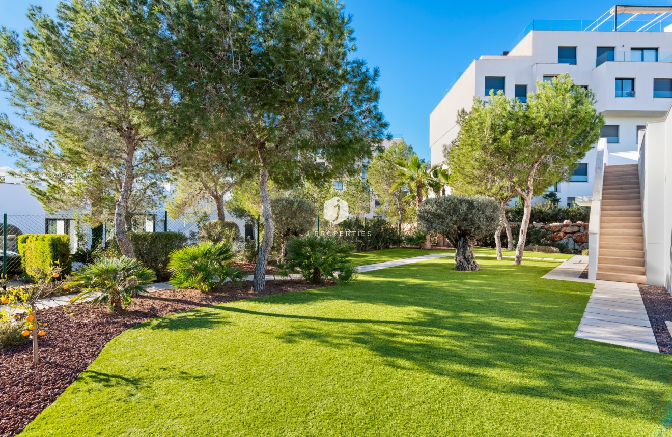 Segunda mano - Villa -
Dehesa de Campoamor - Costa Blanca