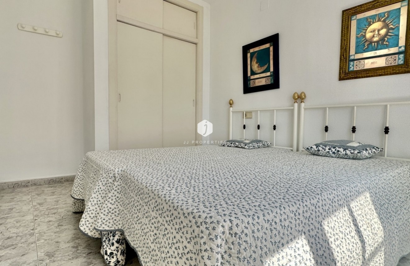 Segunda mano - Apartamento / piso -
Orihuela Costa - Costa Blanca