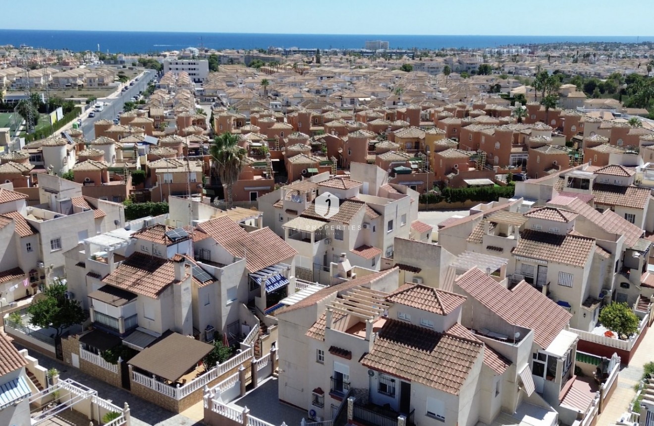 Segunda mano - Apartamento / piso -
Orihuela Costa - Costa Blanca