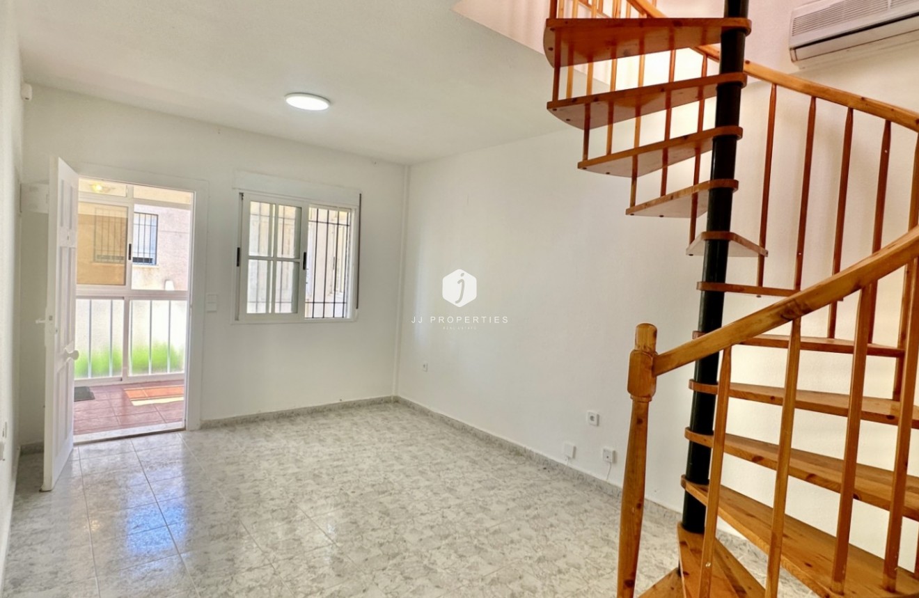 Segunda mano - Apartamento / piso -
Orihuela Costa - Costa Blanca