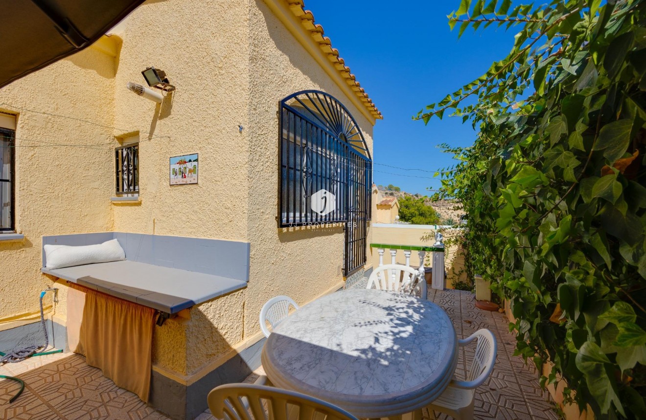 Segunda mano - Villa -
San Fulgencio - La Marina