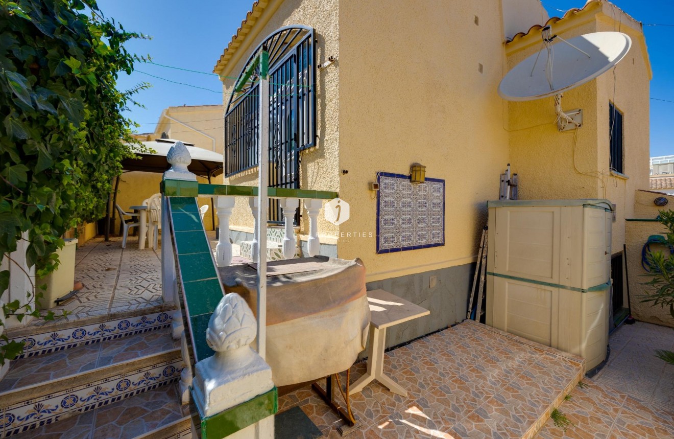 Segunda mano - Villa -
San Fulgencio - La Marina