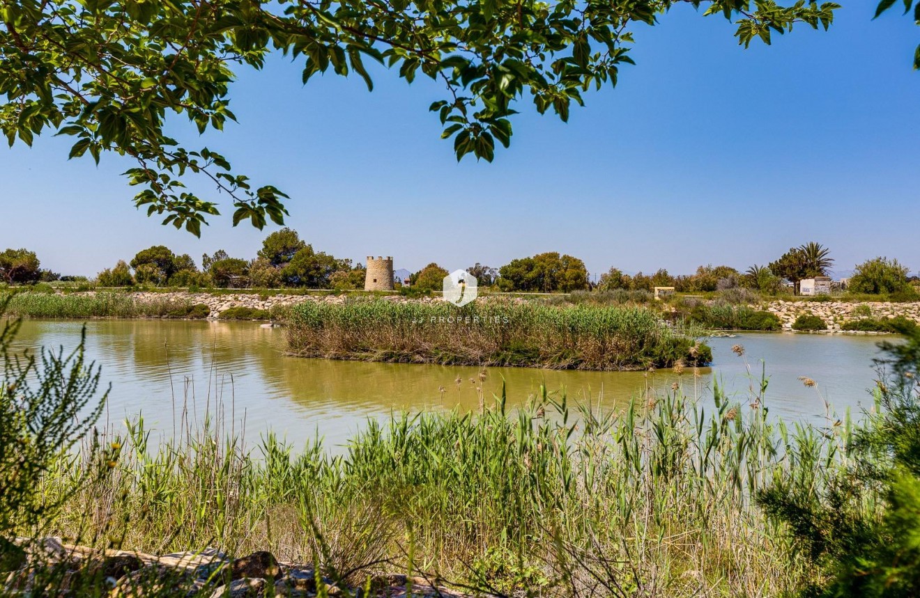 Segunda mano - Villa -
San Fulgencio - La Marina